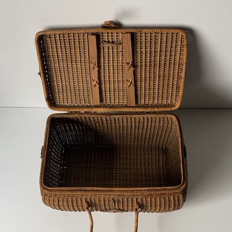 煎茶籠　籐カゴ　アンティーク　ラタン　バスケット　美品 ラタンの古籠 大籠40cm 無塗装のナチュラル材 籐編み ランドリー