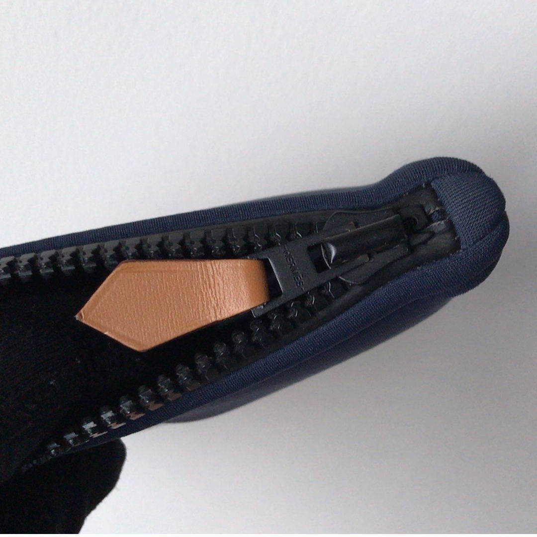 HERMES エルメス ネオバン PM フラットポーチ ネイビー/ブラック金具