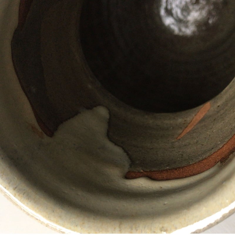 益子焼　村田元　柿黒釉 把手壺　木製箱付き 花器、ピッチャー 益子焼 村田 元 (ムラタ ゲン)作 把手壺 水差 花器 大きめのピッチャー