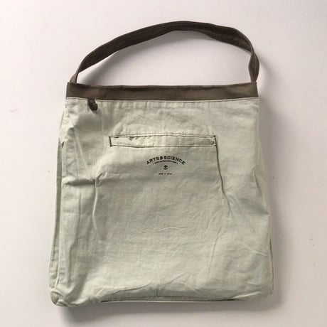 ARTS&SCIENCE  アーツ&サイエンス オリジナルトートM  レザー  グレージュ カーキ　ワンショルダー バッグ 中古品