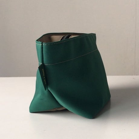 Herve Chapelier エルベシャプリエ  927N  グリーン/グレージュ  ナイロン舟型ポーチM　コスメ 化粧ポーチ 中古品