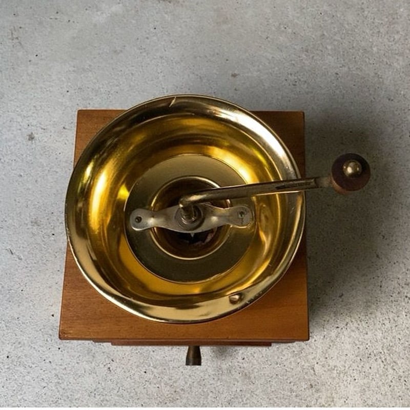 ヴィンテージ　magus extra コーヒーミル　アンティーク　真鍮 ヴィンテージ magus extra コーヒーミル アンティーク 真鍮 【公式通販】