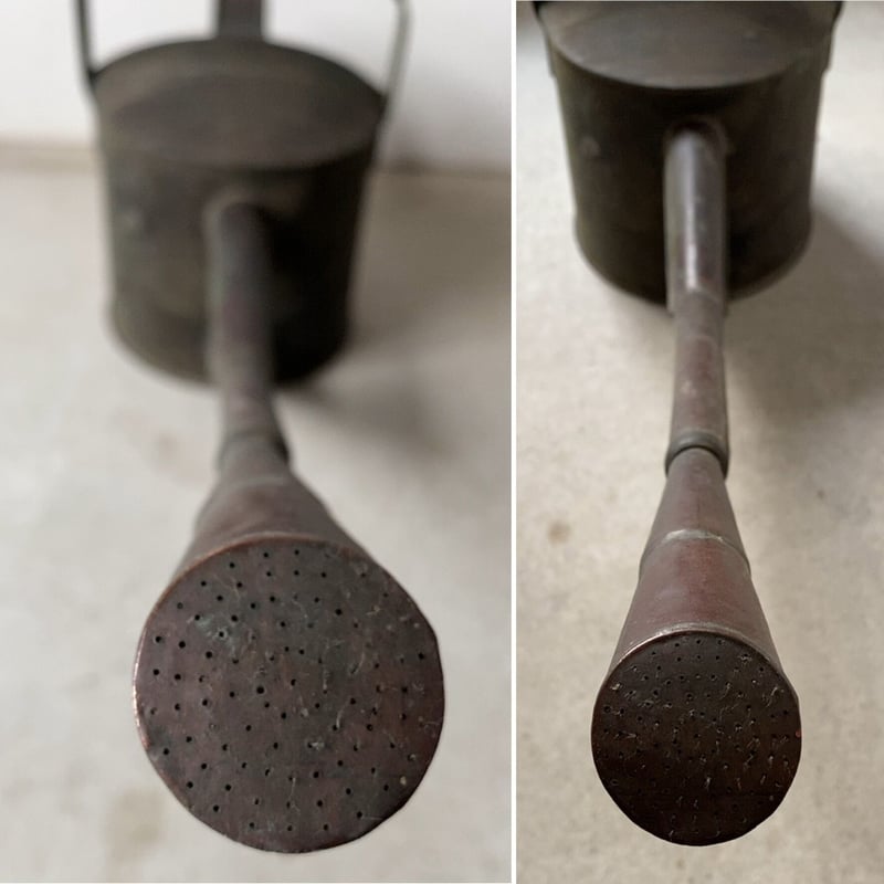 銅製アンティークじょうろ 黒ヤケした重厚感十分の古いジョーロです