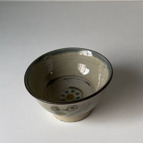 琉球 やちむん 4.5寸マカイ 古作  登窯 花草模様 昭和期 ヴィンテージ フォークアート 完品