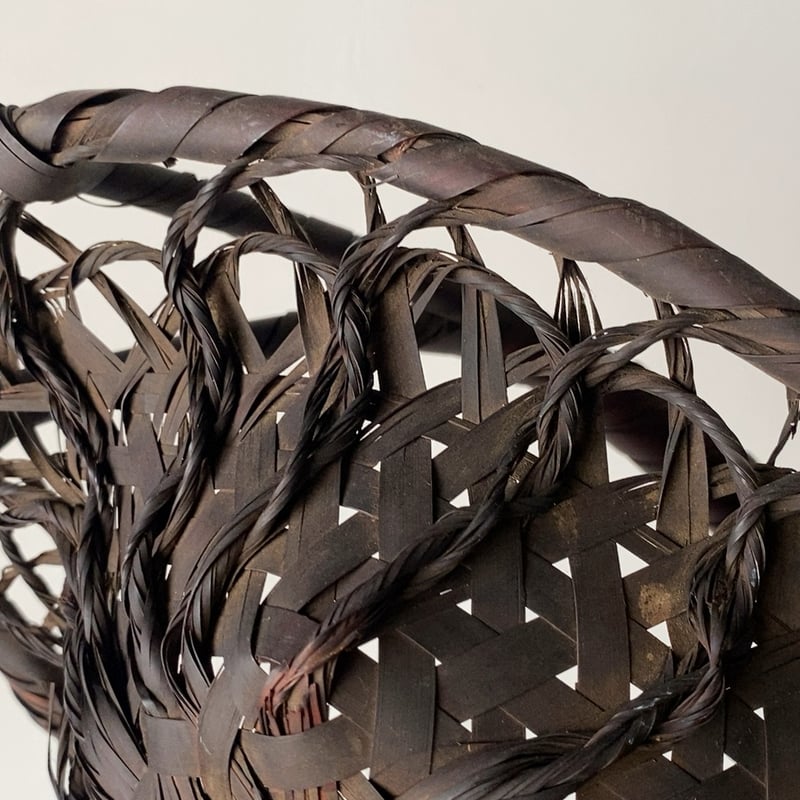 京都　かわいいヴィンテージ　竹製カラフルハンドルバスケット 京都 かわいいヴィンテージ 竹製カラフルハンドルバスケット