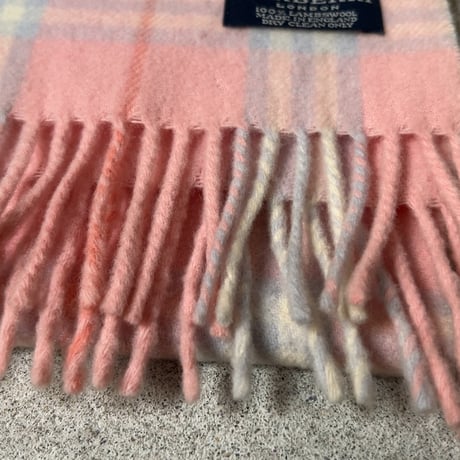 BURBERRY LONDON  バーバリーロンドン LAMBSWOOL 100% ラムウール マフラー ピンクノバチェック イギリス製  made in england 中古品