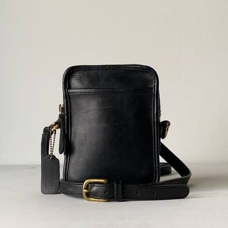 COACH オールドコーチ レザー ミニショルダーバッグ No.J6M-9973  グローブレザー ブラック 真鍮金具 ヴィンテージバッグ made in USA