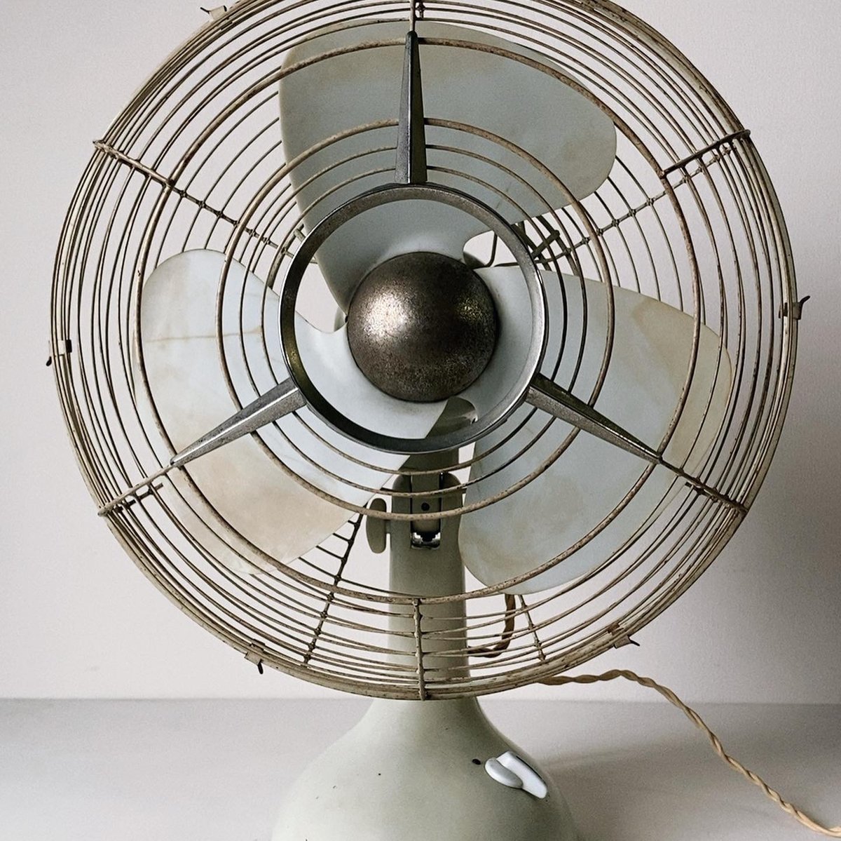 ヴィンテージ　NICHEL ELECTRIC LIGHT FAN  扇風機 ヴィンテージNICHEL ELECTRIC LIGHT FAN 扇風機