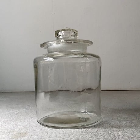 アンティーク ガラスポット 高さ蓋込 25cm5L 円柱型蓋付 古い硝子の保存瓶 プレスガラス 昭和初期〜中期 ゆらゆら気泡ガラス 無色透明  完品