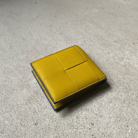 BOTTEGA VENETA ボッテガヴェネタ ビッグイントレチャート バッファローレザー シボ型押しレザーコンパクトウォレット ミニ財布 マスタード/パープル 2023年製 極美品 箱有