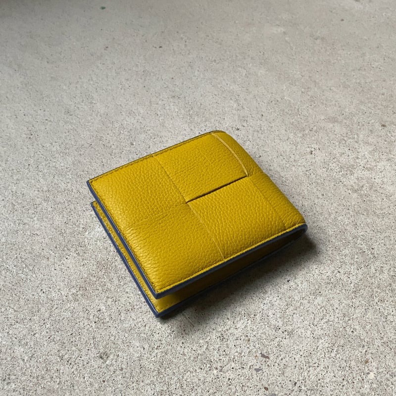 BOTTEGA VENETA ボッテガヴェネタ ビッグイントレチャート