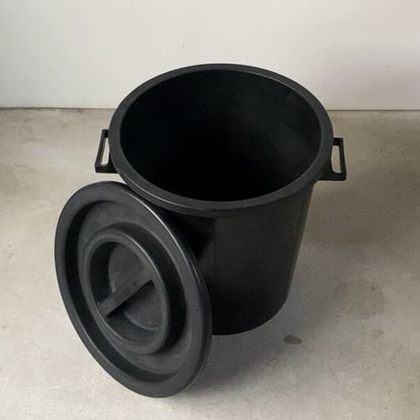 FOB COOP フォブコープ 取り扱い品 Plastime社製 蓋付大きいポリバケツ 50L made in italy イタリア製ダストボックス 黒 ノワール 中古美品　※グラス2客プレゼント付