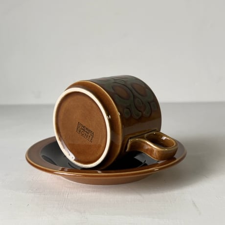 Hornsea ホーンジー社  BRONTE ブロンテ　イギリス ヴィンテージ カップ＆ソーサー  美品  made in England