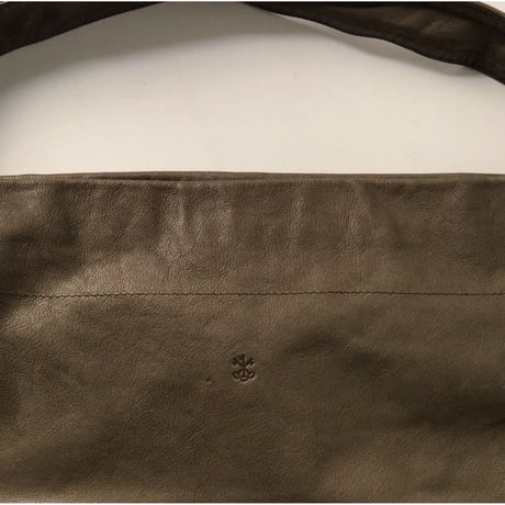 ARTS&SCIENCE  アーツ&サイエンス オリジナルトートM  レザー  グレージュ カーキ　ワンショルダー バッグ 中古品