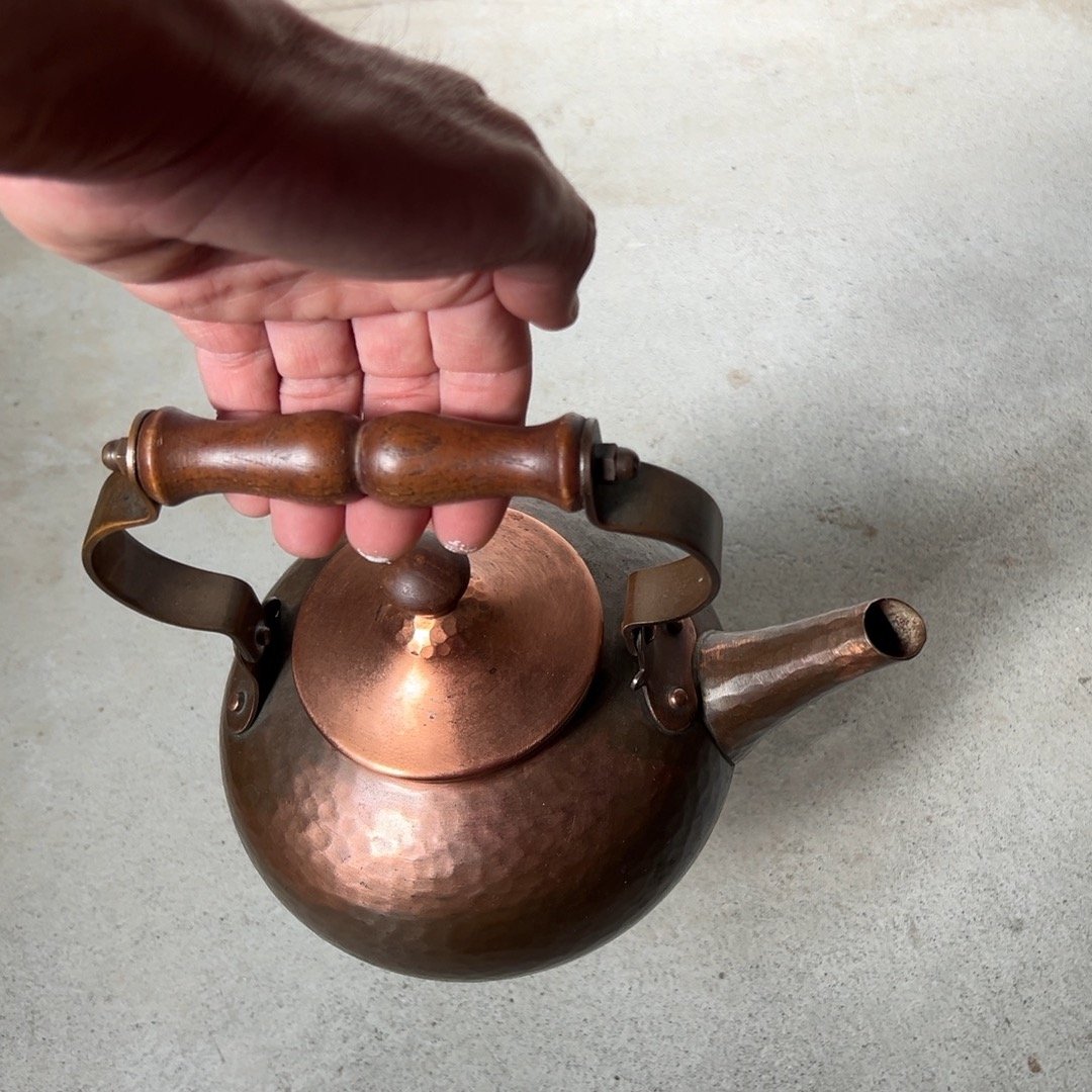 銅製 丸型薬缶　木製ハンドル　ジント　Zint 西ドイツ製　希少　アンティーク Zint 西ドイツ製 純銅ケトル ジント#200 銅製 コッパー 鎚目紋