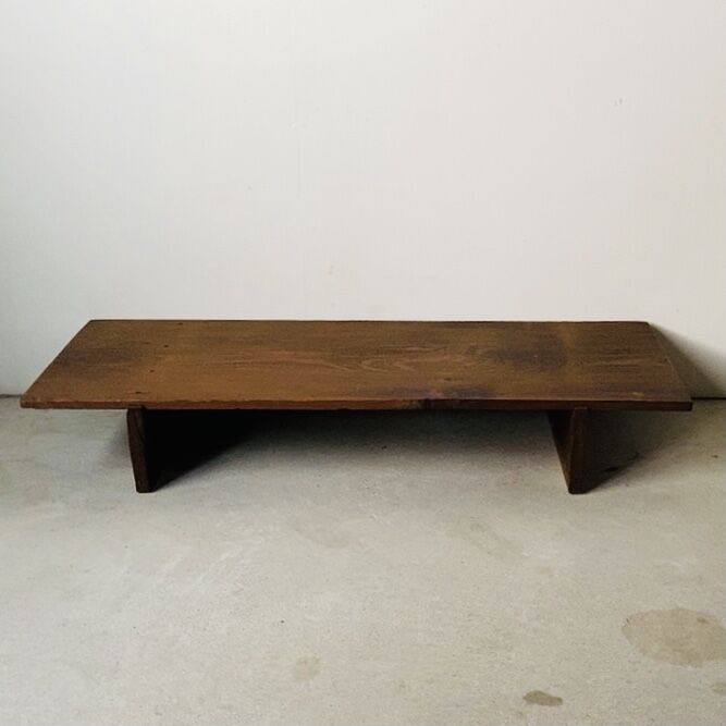 B. 杉一枚板天板 無垢材 木製飾り台 古い調理台 古材木工品 旧家蔵出し  