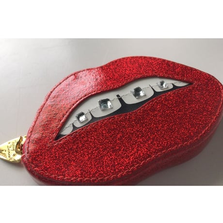 tatty devine タティ ディバインとワイルド&ウルフのコラボ作品、コインパース   唇コインケース  くちびる  クチビル  歯科矯正 モチーフ カードケース  中古美品