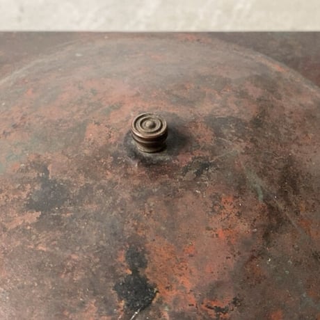 変わった形の古い蓋付銅器 幅約31cm 炭入れ 道具箱や花器としても雰囲気良好 ヴィンテージツール 古銅 古道具