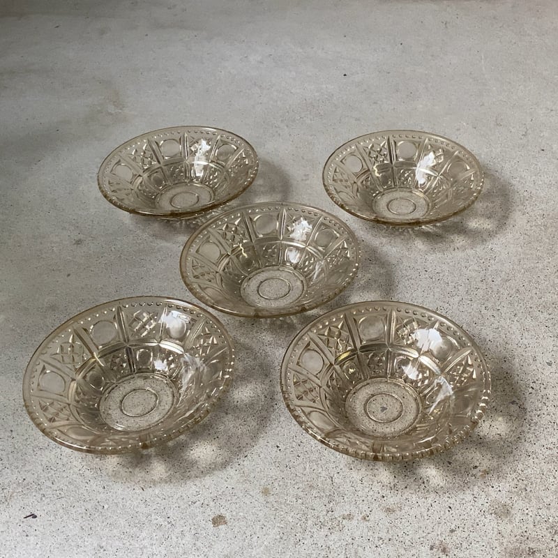 骨董　アンティーク　大きめの皿！ 小皿 漆器 日本製 蒔絵入り 大正昭和頃 鳳凰菱形小皿