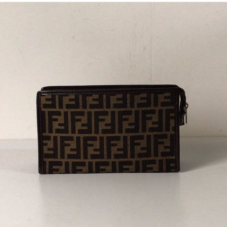 FENDI フェンディ　ズッカ柄三角ポーチ　ヴィンテージ　リチャード購入品　箱包み有り。中古品