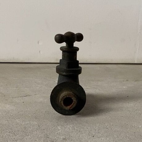 真鍮製杵型摘みヴィンテージ蛇口  小ぶりでエイジング最高 インテリア小物 パーツ 古道具 30s 40s 50s 戦前