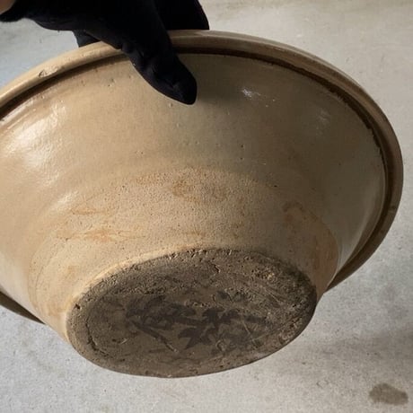 古いこね鉢 38cm  昭和19年 浅型捏鉢 灰釉 古瀬戸 大鉢 メダカ鉢 金魚鉢 水栽培 睡蓮鉢 ビオトープ 古い焼物 古民藝