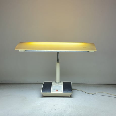 TOSHIBA  70s オールド東芝デスクランプ 手元灯 ブラックレザー調ファブリック+豆球ランプ台座+プラシェード ヴィンテージランプ レトロ家電  東京芝浦電気株式会社  完品範疇