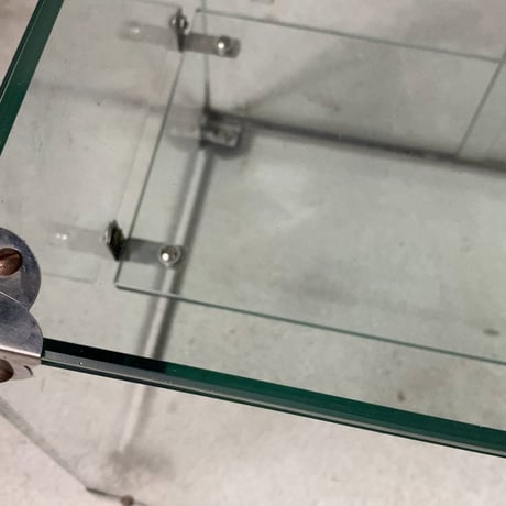 ヴィンテージ ガラスケース 小型 幅35cmの小さめ2段1枚棚板 ガラス引き戸構造 アンティーク 硝子 ショーケース 完品　(残数1点)