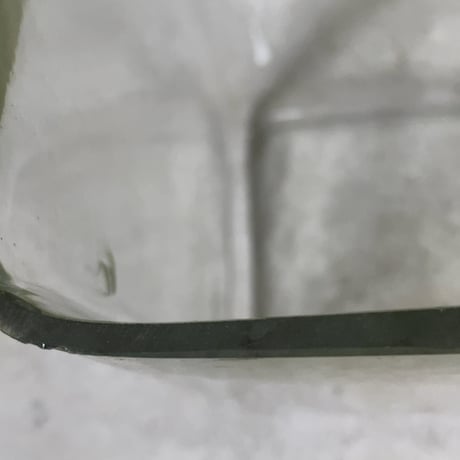 アンティーク ガラス器 幅約17.5cm 立方体 オールド金魚鉢 ベタ鉢 メダカ鉢 水草鉢 気泡ガラス ゆらゆらガラス 古い硝子