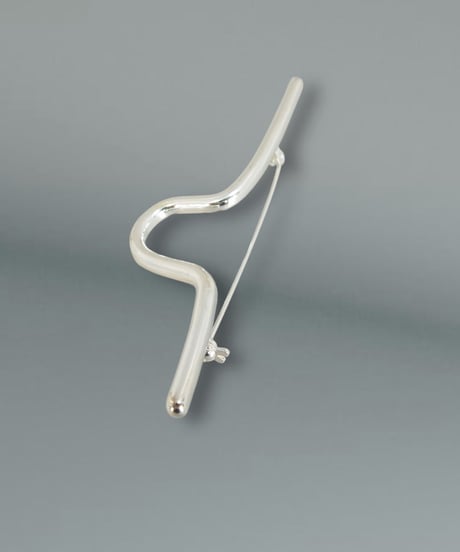 【JAMIRAY】  Line sculpture brooch-SILVER