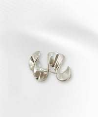 【JAMIRAY】  Organic sculpture brooch- SILVER