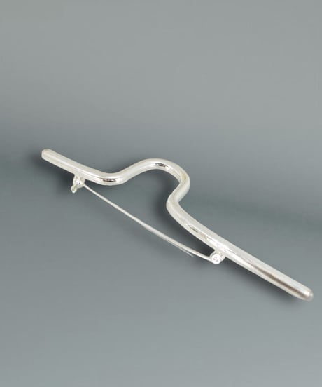 【JAMIRAY】  Line sculpture brooch-SILVER