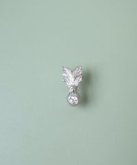 【Yasushi Sekine】ピアス／White／グレイDia／4