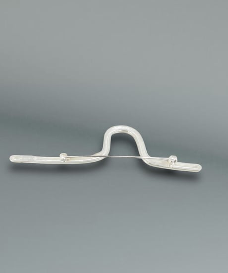 【JAMIRAY】  Line sculpture brooch-SILVER