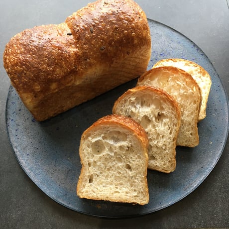 いせひかり米食パン 1本