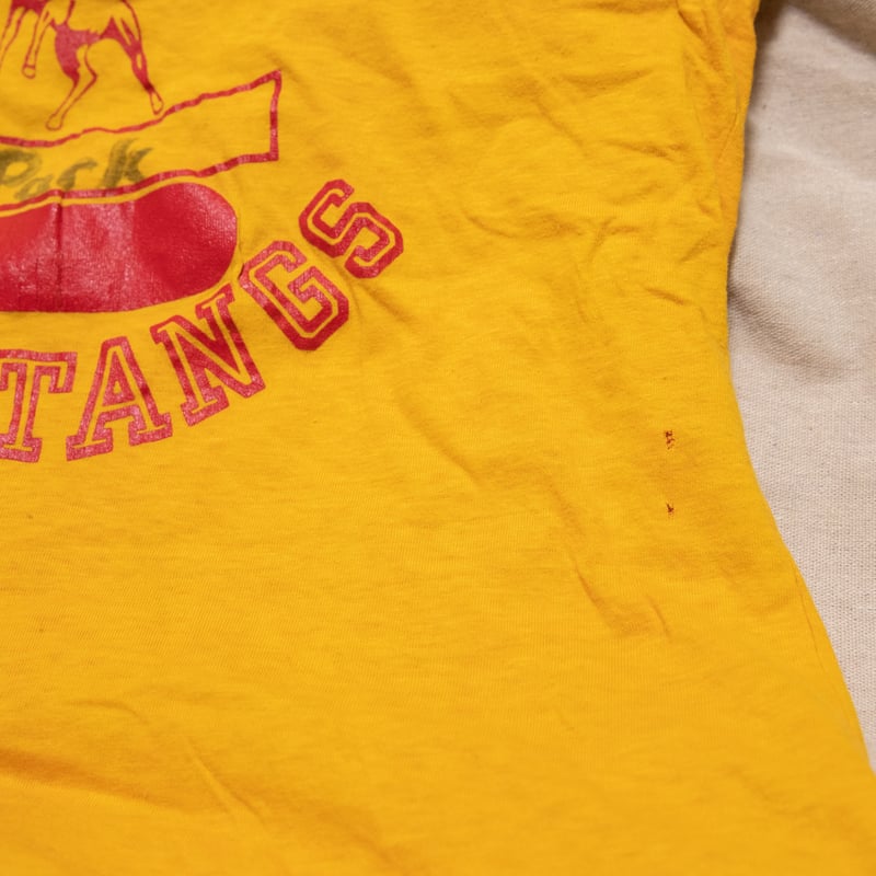 ダンロップ激レアサインＴシャツフリーサイズ黄色　新品未使用 80's Champion Reversible T-Shirt | 佐々木洋品堂