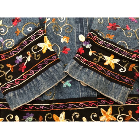 80~90's Embroidery Denim shirt jacket