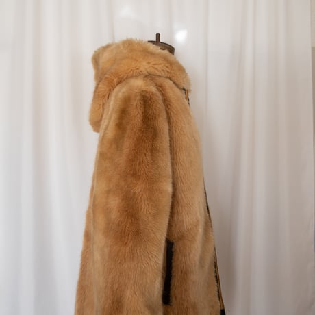 70’s "CENTRAL PARK ZOO NEW YORK"  Fake fur Hooded coat