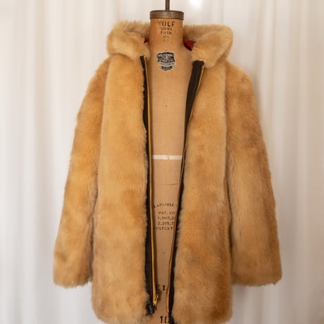 70’s "CENTRAL PARK ZOO NEW YORK"  Fake fur Hooded coat