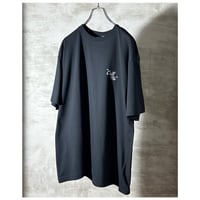 A PUZZLING HOME “CALL ME”-TEE BLACK(BACK main)