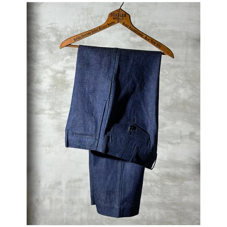 CATEGORY BAA COSTUME MFG. | TUNNEL SELECT VINTA