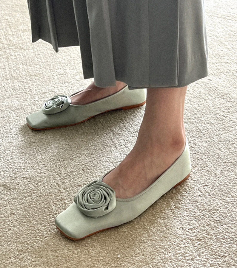 即納 FLOWER SATIN FLAT SHOES | triin.project 即納 FLOWER SATIN FLAT SHOES | triin.project