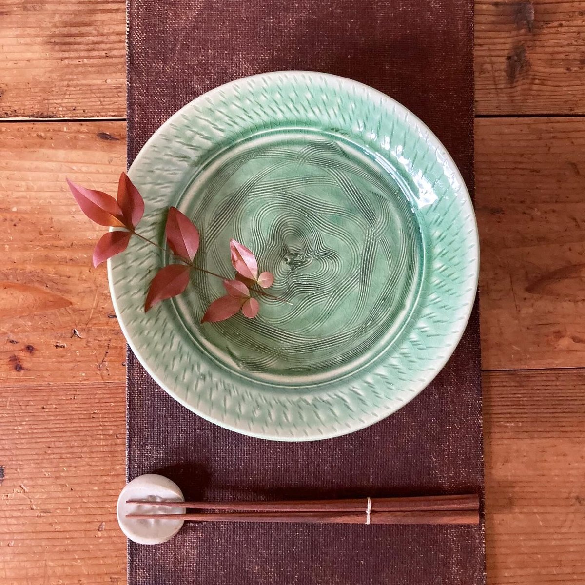 織部 櫛目掻（くしめがき）皿 | 櫻井窯