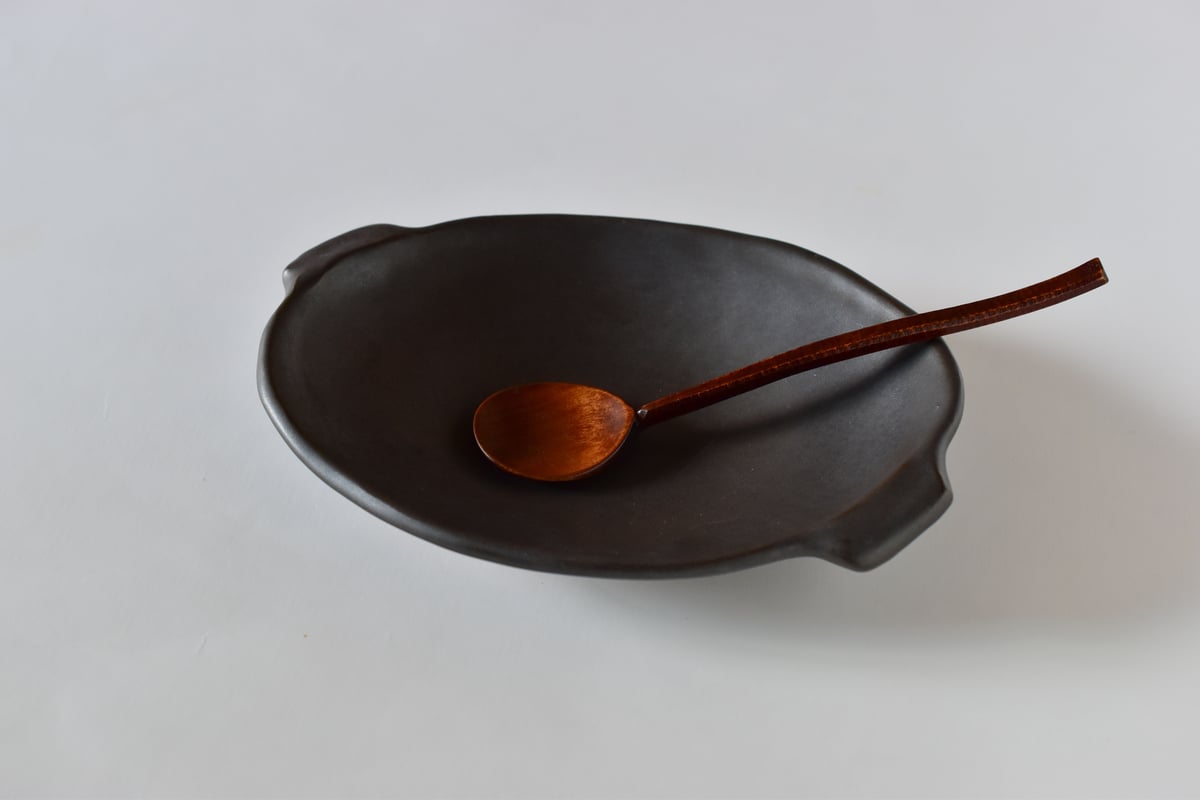 新品 馬場勝文 ラウンドプレート 皿 大皿 ② 耐熱グラタン皿2(黒・楕円)／馬場勝文 | うつわと暮らし 凛 ONLINE SHOP