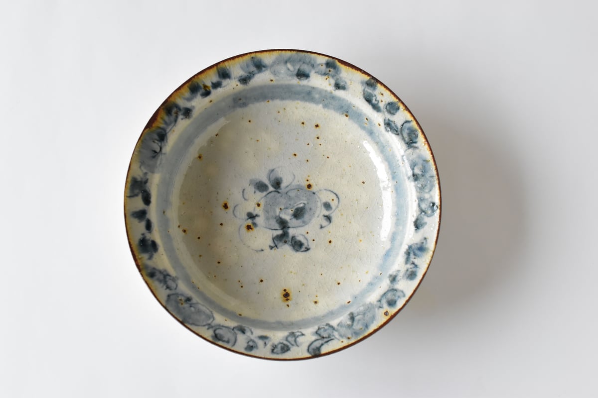 安南手 リム深皿(18㎝)/市野吉記 | うつわと暮らし 凛 ONLINE SHOP 安南手 リム深皿(18㎝)/市野吉記 | うつわと暮らし 凛 ONLINE SHOP