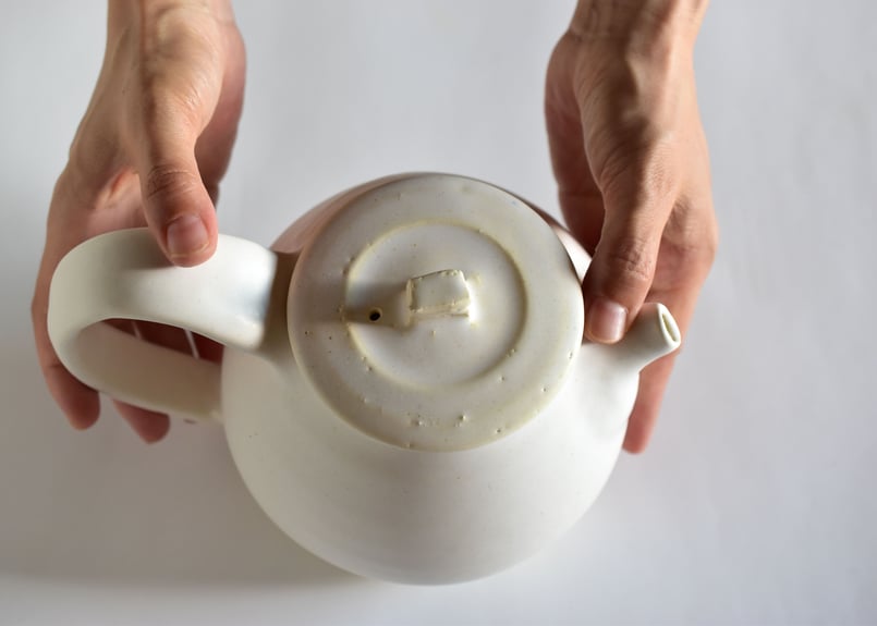 耐熱ポット(白)／馬場勝文 | うつわと暮らし 凛 ONLINE SHOP