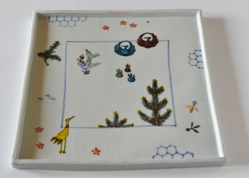 色絵松鶴長春四方皿／工房あめつち | うつわと暮らし 凛 ONLINE SHOP