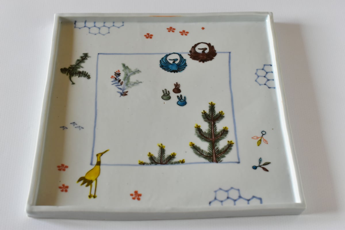 工房あめつち　小皿　鶴 色絵松鶴長春四方皿／工房あめつち | うつわと暮らし 凛 ONLINE SHOP