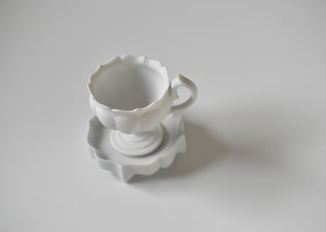 白磁　蕾の茶杯／木下和美