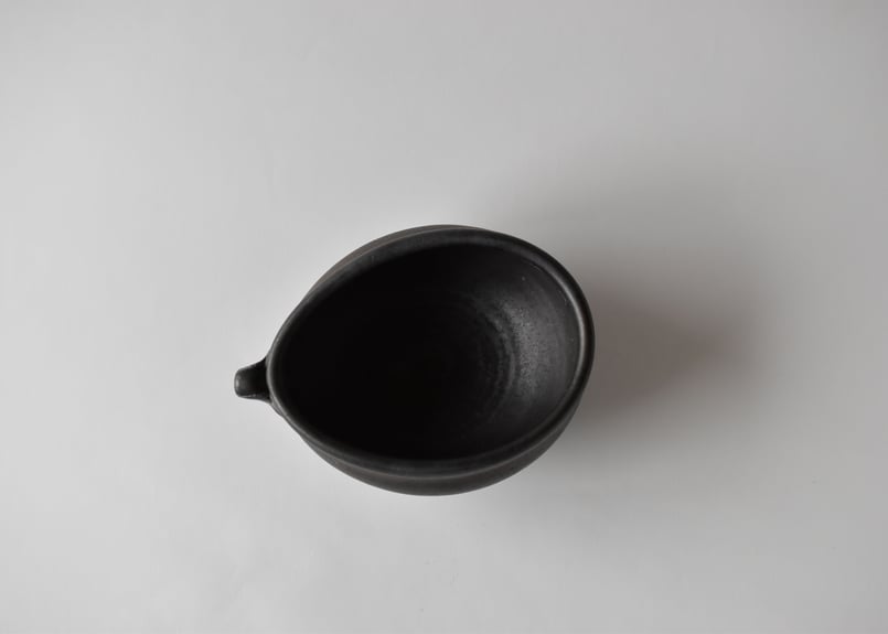 黒釉片口小鉢／馬場勝文 | うつわと暮らし 凛 ONLINE SHOP